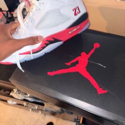 Jordan 5’s Fire Red’s