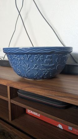 Ceramic mixing bowl