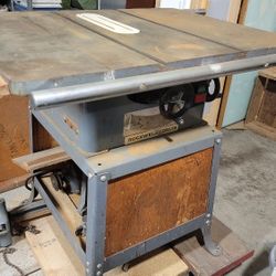 Rockwell/Delta Table Saw