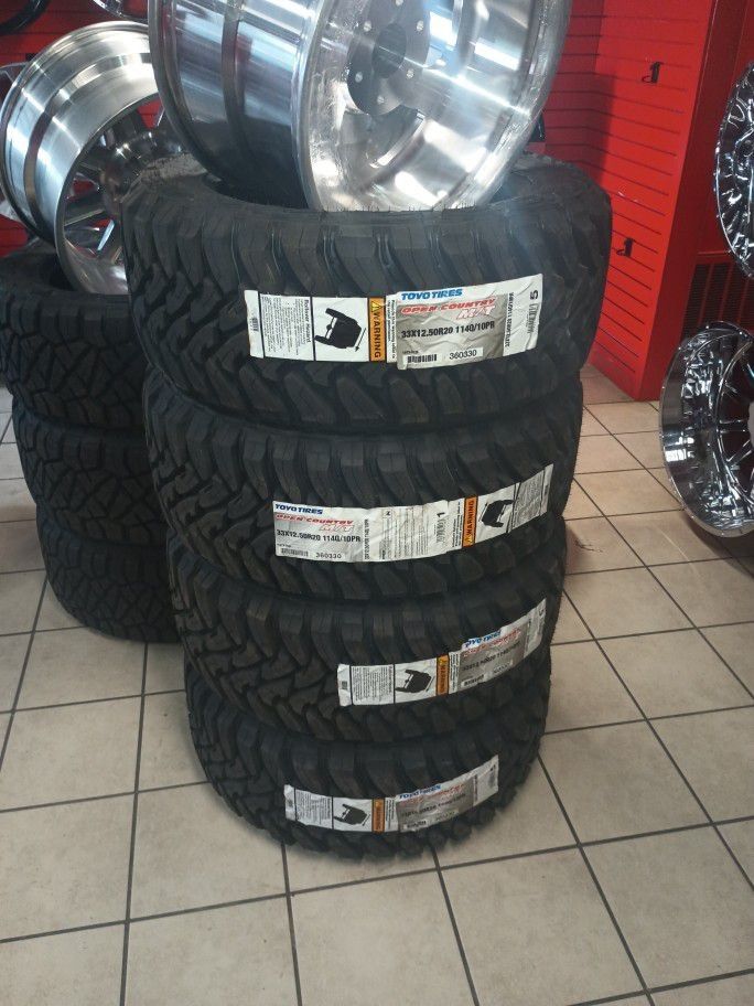 33 1250 20 Toyo Mt Tires