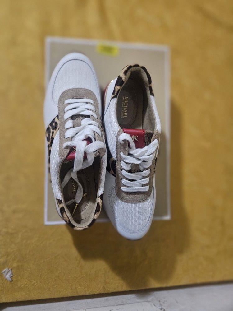 Michael Kors Women's White and Leopard Sneakers Size US M