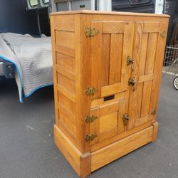 Knickerbocker ice box cabinet - Antique