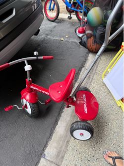 Radio flyer tricycle bike for kids