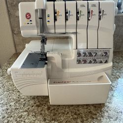 Singer Profesional 5 Serger 