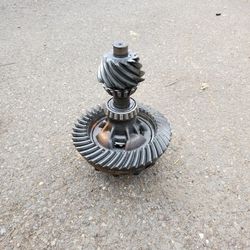 14 Bolt 3.73 10.5" Ring And Pinion