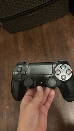 PlayStation 4 controller
