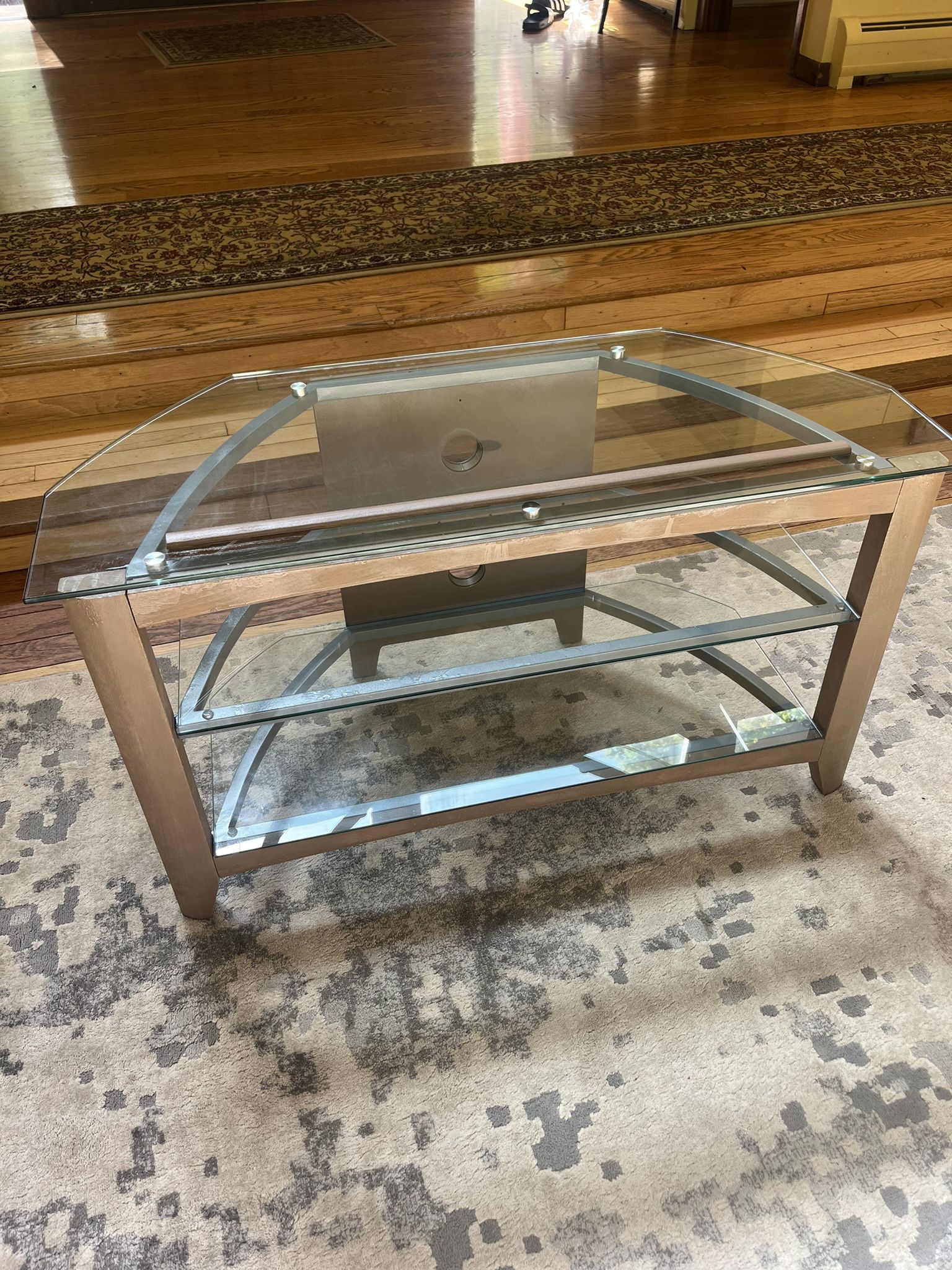 Glass TV Stand (FREE LOCAL DELIVERY)