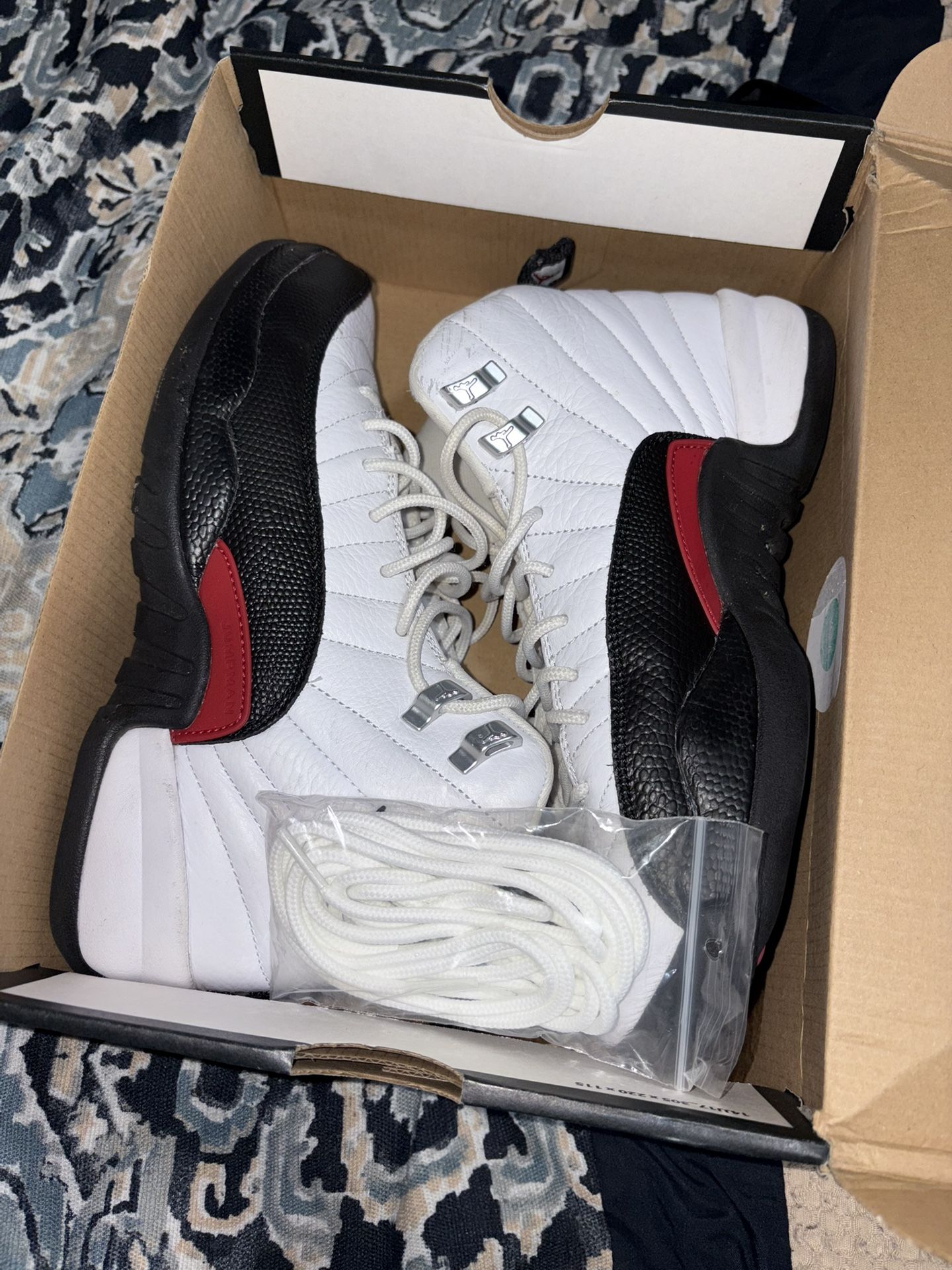 Air Jordan 12 Retro GS Taxi Flip