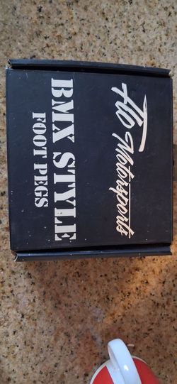 Flow Motorsports Foot Pegs For Harley
