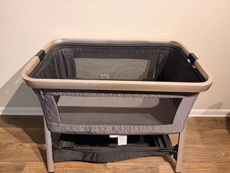 Bassinet a