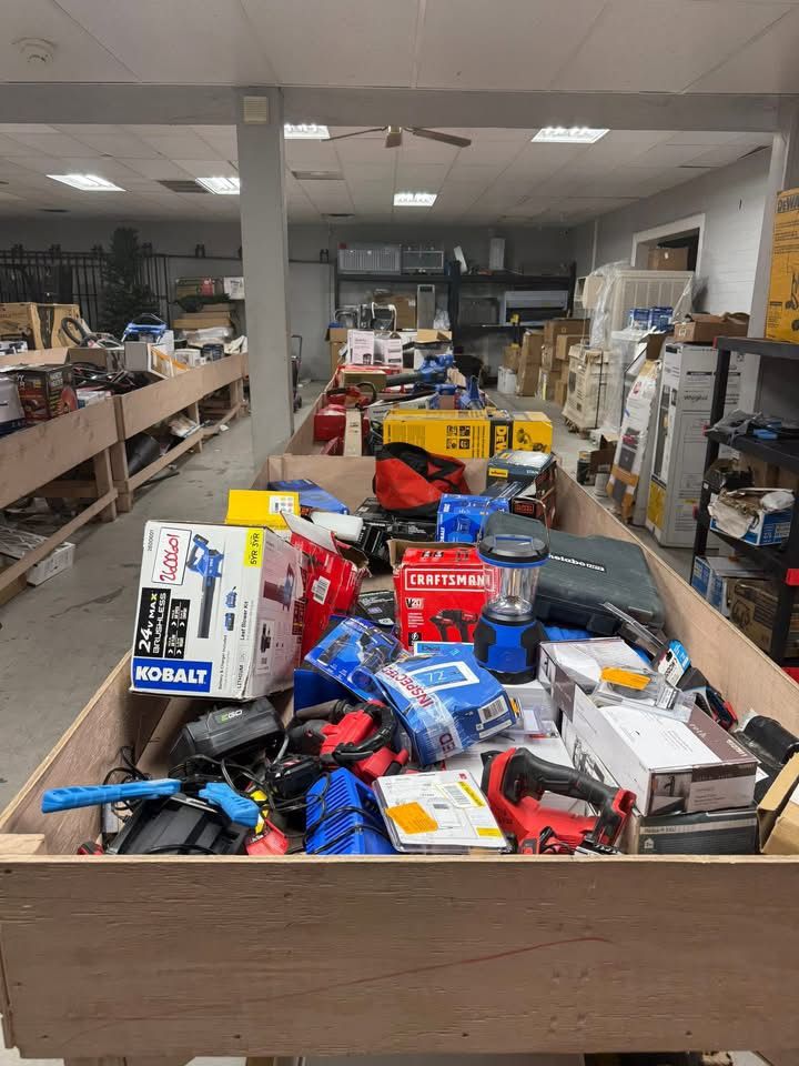 🎉 BIG BIN SALE — TOMORROW! 🎉 🗓️ Wednesday, November 12 ⏰ 9:00 AM — 3:00 PM 💥 Each item in the bins only $15! 💥 📍 1322 S 4th Ave, Yuma AZ 🔥 Fi