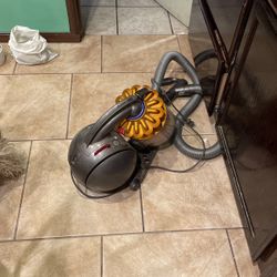 Dyson Dc 39 Canister Ball