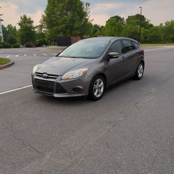 2014 Ford Focus Hatchback 