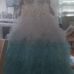 Sweet 15 Dress My Daughter Never Used It Cause She Changed The Theme She Wanna Sell 