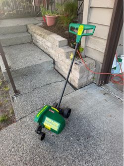 Weed Eater Electric Edger with dynamic blade brake