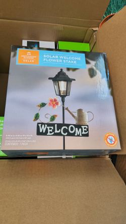 Entrance welcome sings