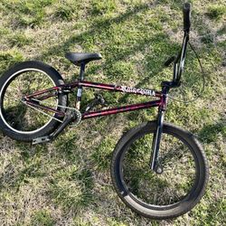 Kink BMX bike, trick bike lightly used