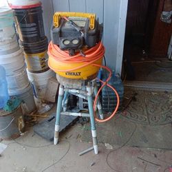 DeWalt Air Compressor 