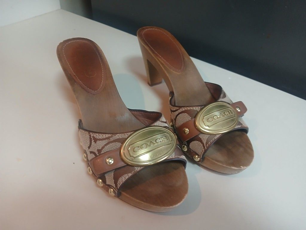 Women’s Size 6 Coach Shoes – $15
