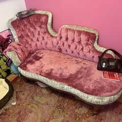 Victorian Chaise Couch