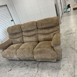 Comfy Brown Recliner Couch🔥🔥🔥