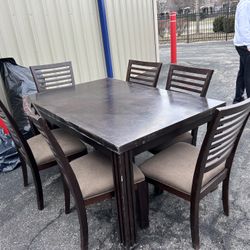 6 Chair Dining Set- 2 Leaf Extension W/Table