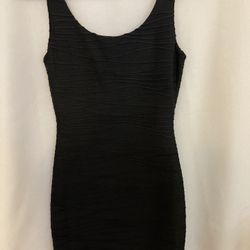 Soprano Women’s/Juniors Fitted Dress 