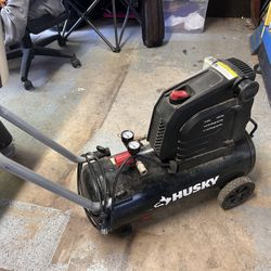 8gal Husky Air Compressor 