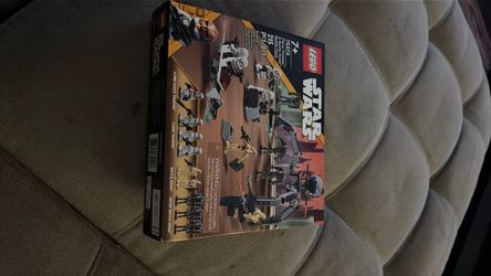 LEGO: Star Wars - Clone  Trooper & Battle Droid Battle Pack