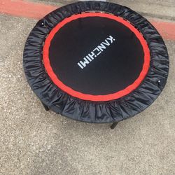 Trampoline 