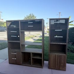 Free Wood Shelving Unit. 