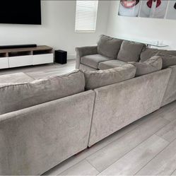U- Shaped Sectional Sofa