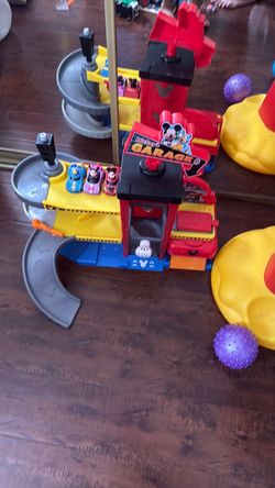 Mickey Mouse garage