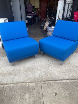 Blue Hon Lounge Chairs x2