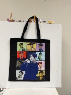 Tote bag