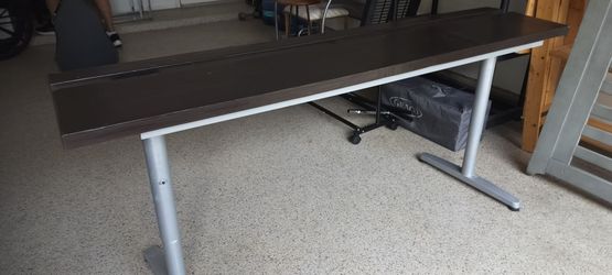Sturdy table great for bar or  tv. Stand