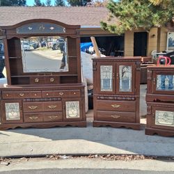 5 PC Bedroom Set 