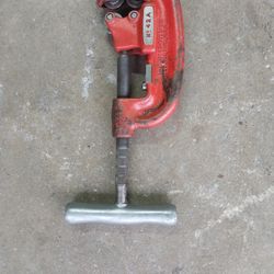 Ridgid Pipe  Cuter Four Wheel 1/2 " to 2" 
