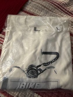Size Large Nike Brick after Brick Claw Tee shirt