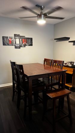 Kitchen table with 4 chairs and 2 stools