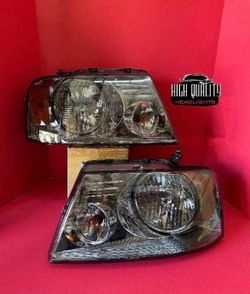 Ford F150. 2004. 2008 Headlights.