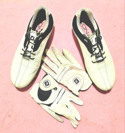 LADIES GOLF SHOES AND GLOVES BY FJ