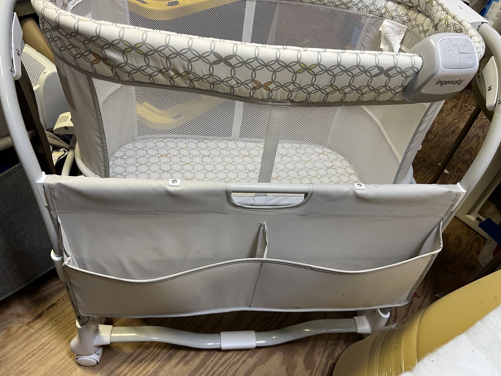 Ingenuity Baby Bassinet
