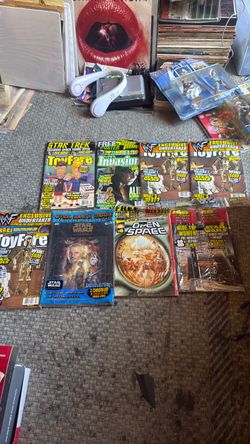 Comic and Star Wars magazines originally sealed 5$ each