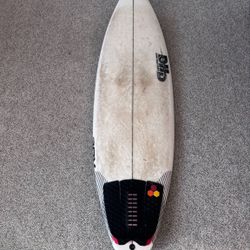 Surfboard 