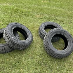 Toyo R/T 37x12.50r20