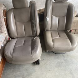 2007 Chevy Silverado Seats 