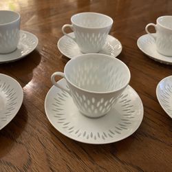 12 Piece Rice Grains 6 Person Coffee/Tea/Demitasse Flat Piece and Saucer Set by Arabia of Finland