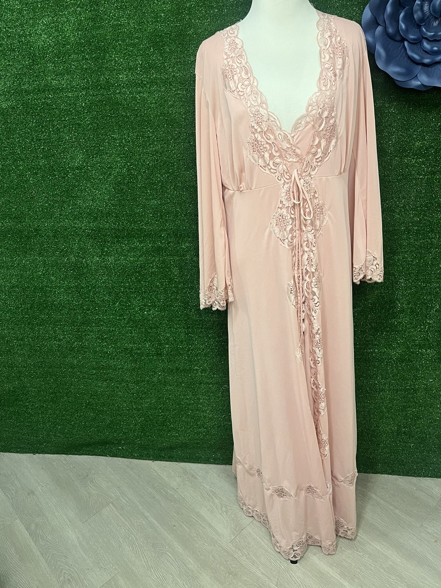 Confezioni Anna Made In Italy Pink Lace Nightgown With Robe Size 5
