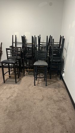 20 Chairs